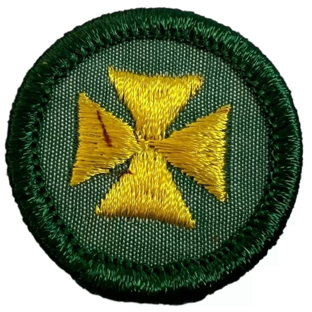 Vintage 1964 Girl Scouts Badge - Round 1.5”